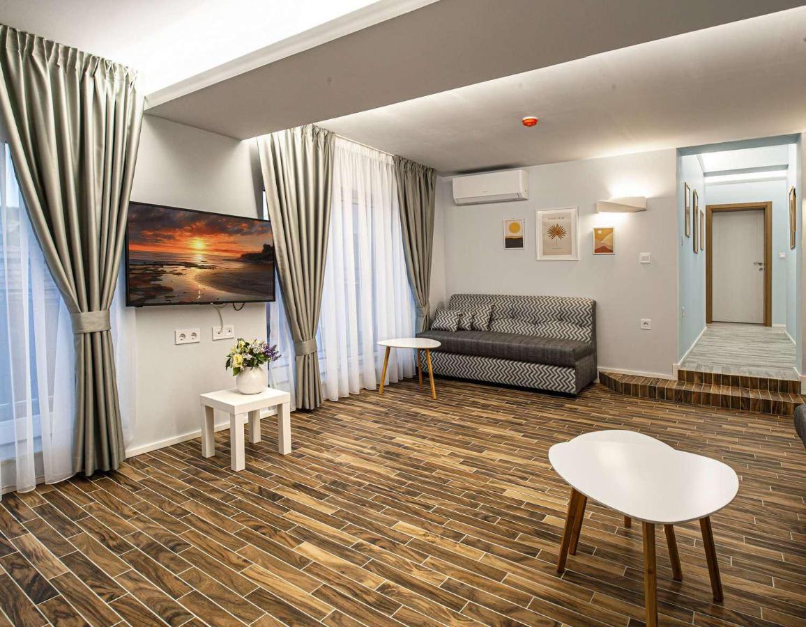 Guest House Rhea / Къща За Гости Рея บัลชิค ภายนอก รูปภาพ